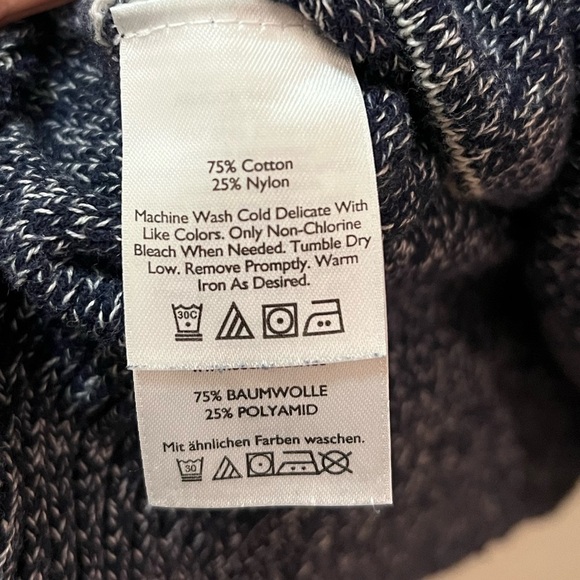 ⚫️ BOGO Eddie Bauer women’s hooded long sleeve comfortable top size medium - Picture 5 of 8